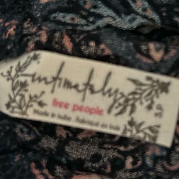 Free People Black Blue Print Count Me In Trapeze Sleeveless Tunic Size Small New - Picture 10 of 15